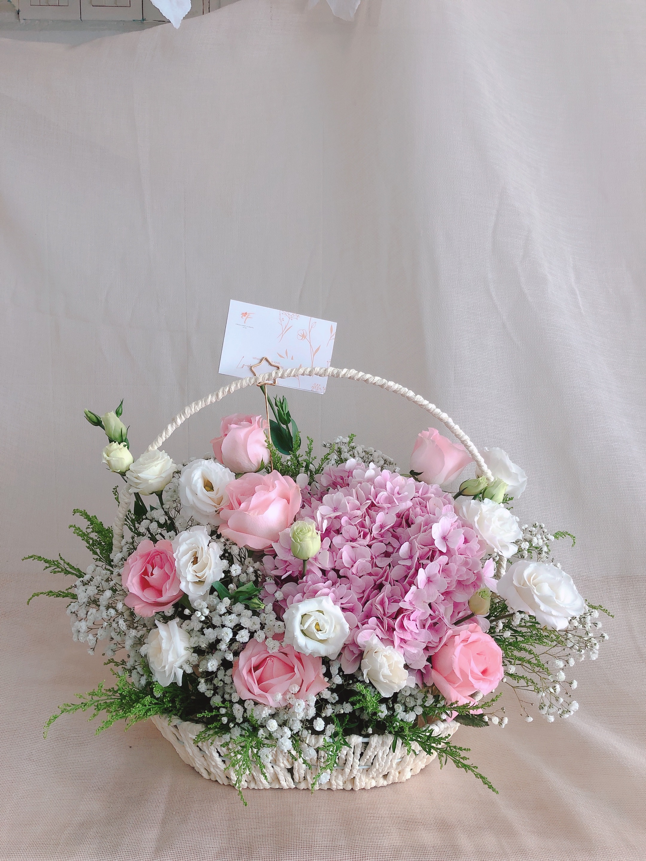 Unconditional Loving - Freeland Floral thumbnail 1
