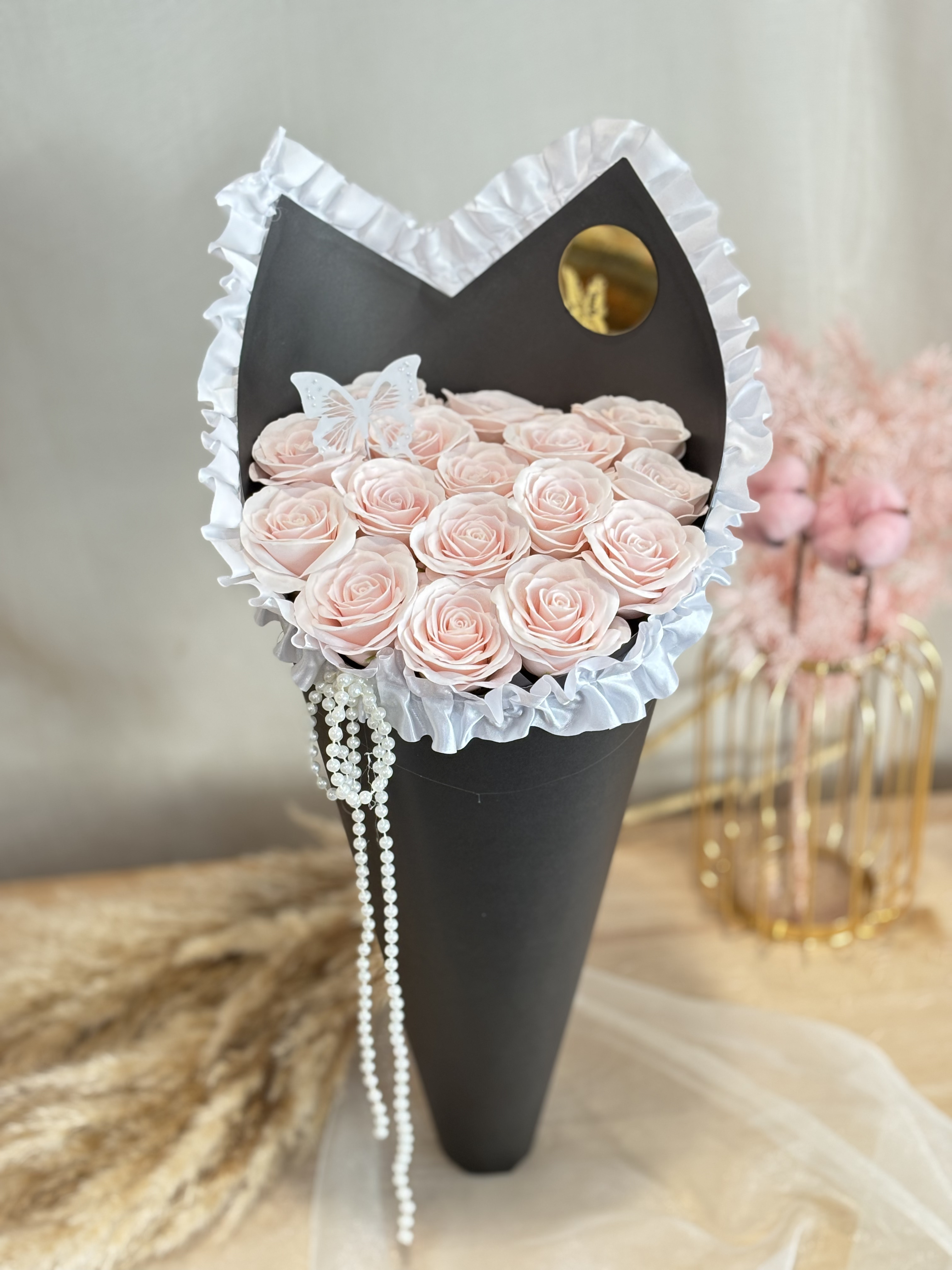 Dream Love - Freeland Floral thumbnail 2