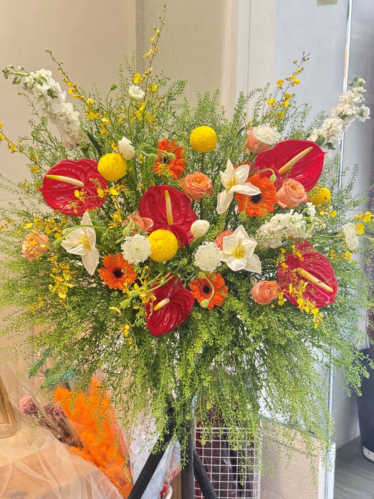 Compliment Wishes - Freeland Floral thumbnail 3
