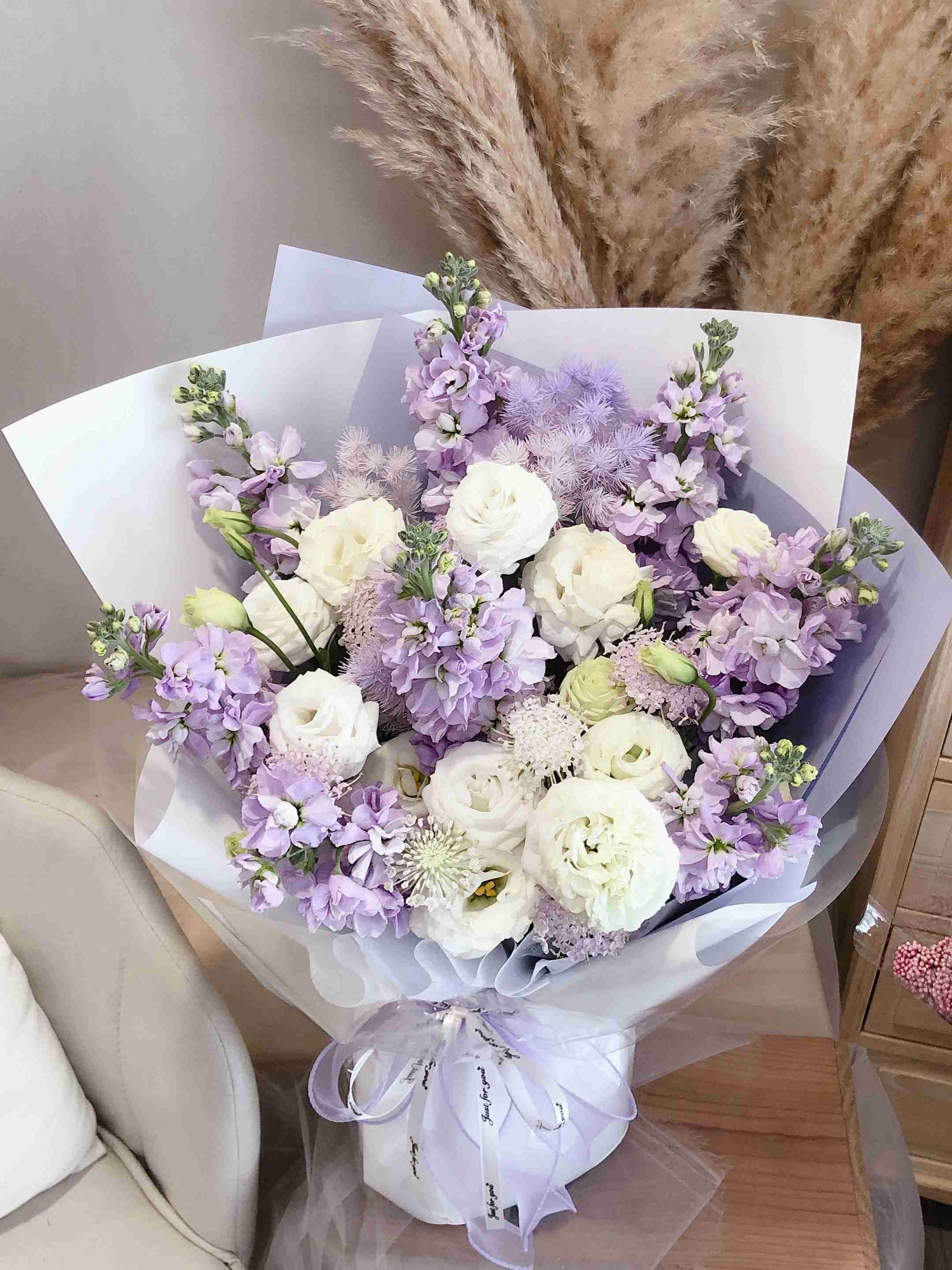 Violet - Freeland Floral thumbnail 7